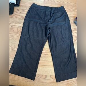 Women’s dress capris